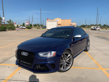 Load image into Gallery viewer, A4/S4 2013-2016 RS4 style front bumper kit complete with grilles
